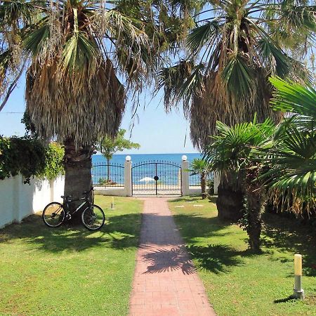 Villa Avdira Seaside House Esterno foto