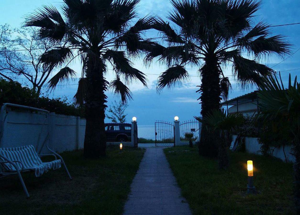 Villa Avdira Seaside House Esterno foto